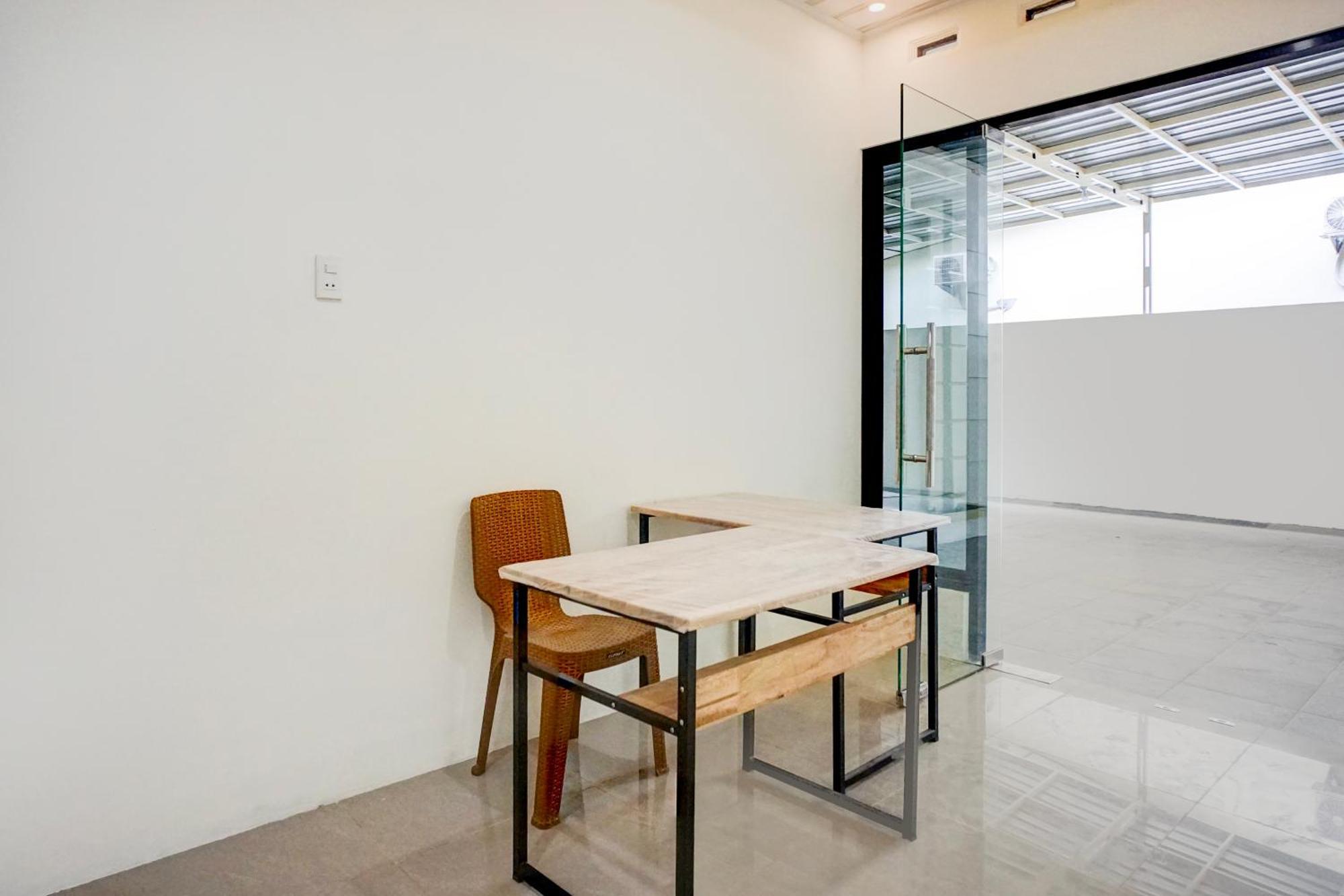 Hotel O Medan City Center Near Rumah Sakit Bunda Thamrin Formerly Mora Residence Hotel